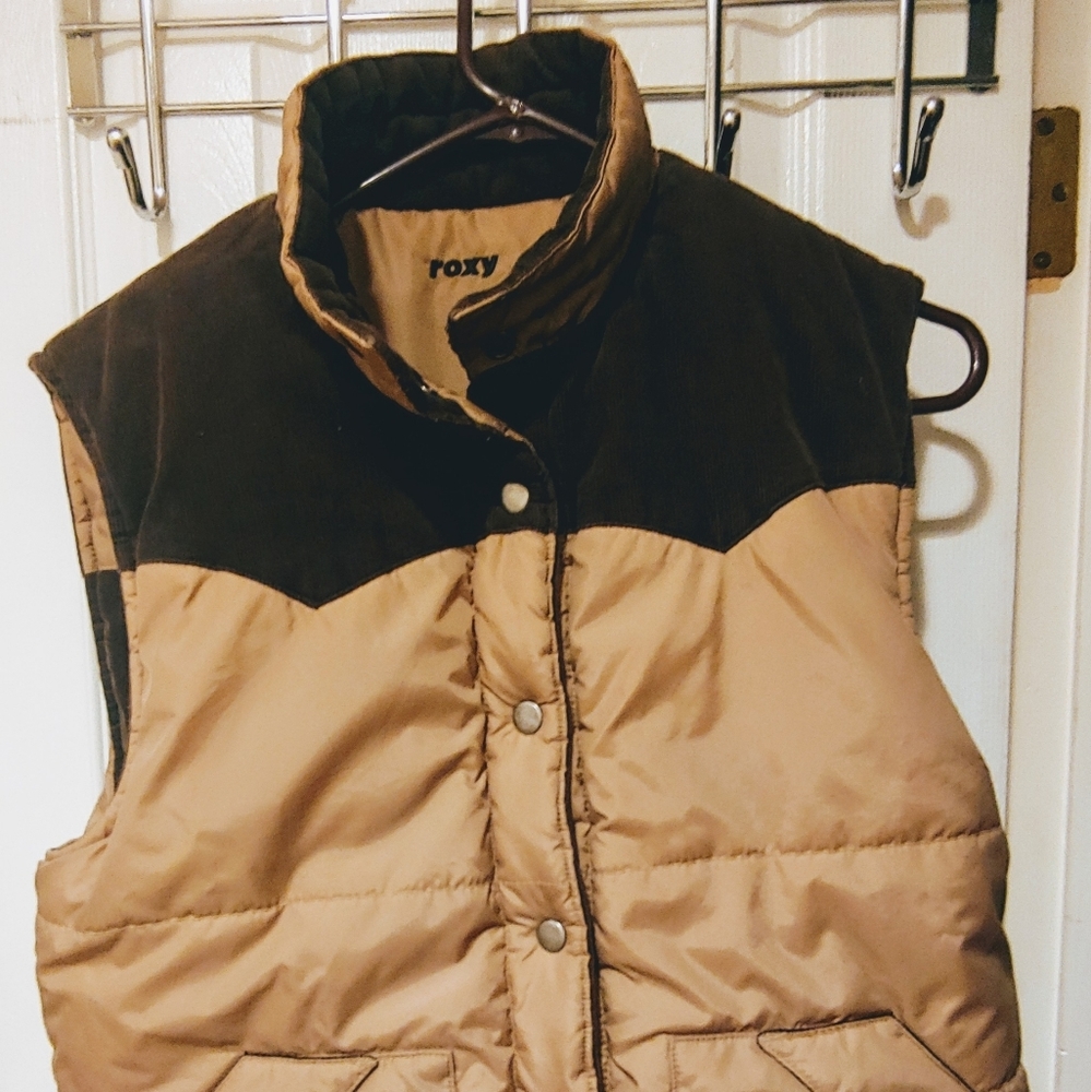 Cute Reversible Roxy Vest